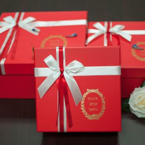 W9203RED. Red Highlighted Square-Shape Flower Boxes (Set of 3)