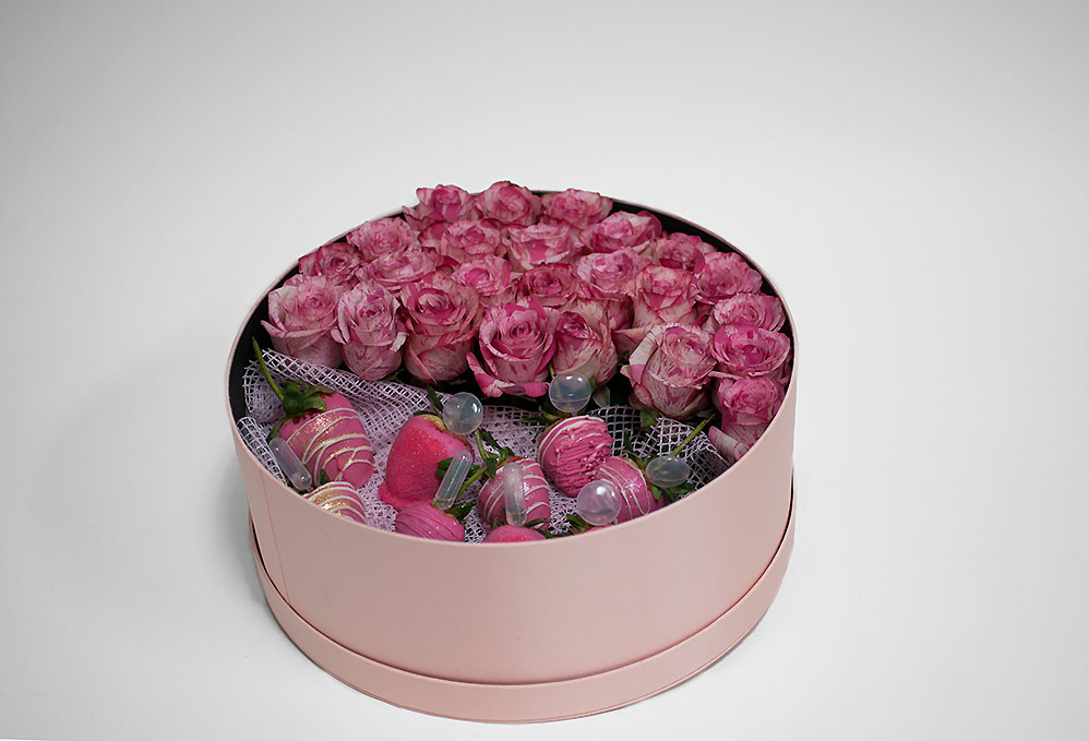 bigroundpink-arrangment-web