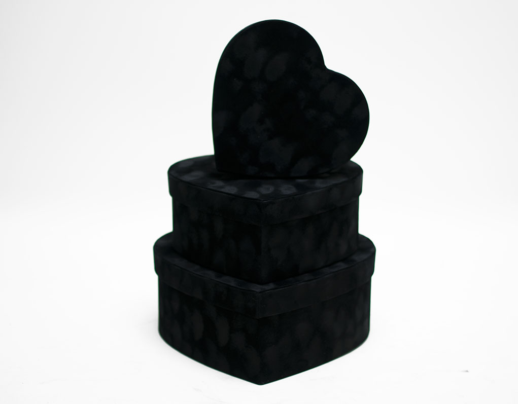 w7233B Black Velvet Heart Shaped Box Set of 3