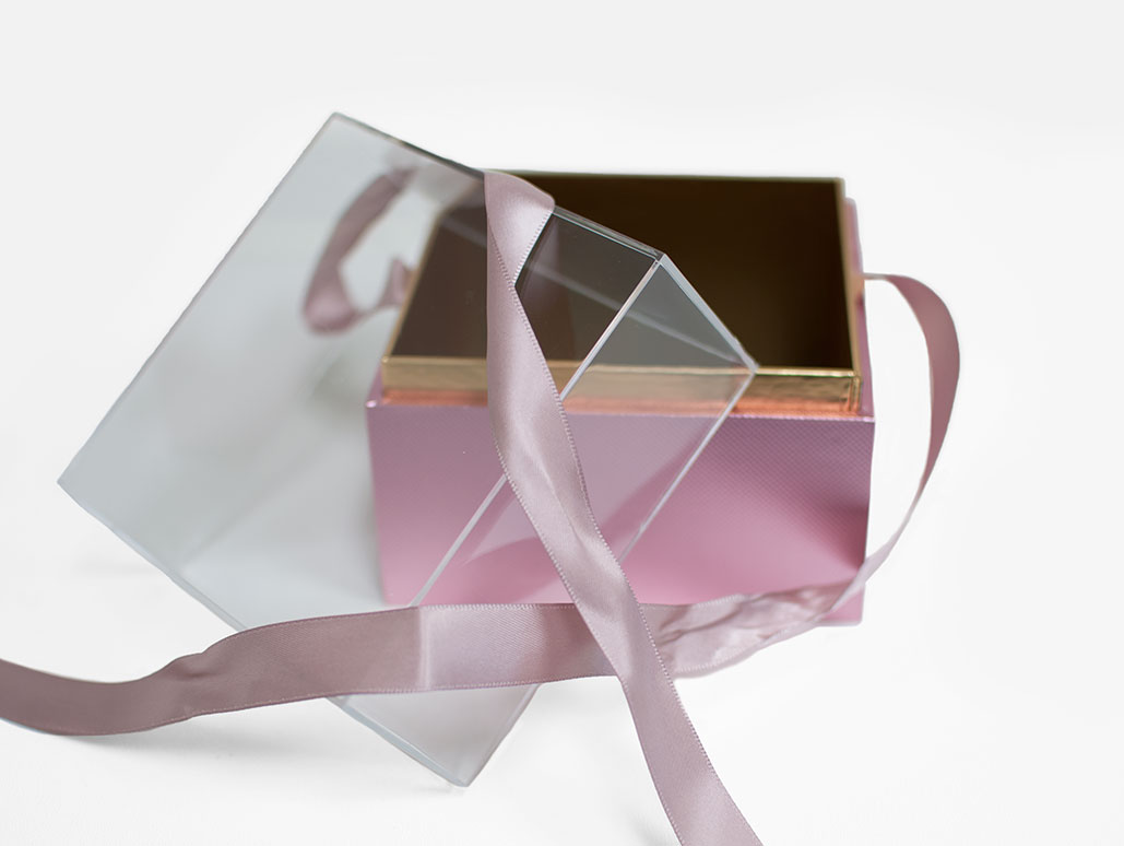 1131Arosegold Mini Rose Gold Acrylic Square Flower Box 1131Arosegold Mini Rose Gold Acrylic Square Flower Box